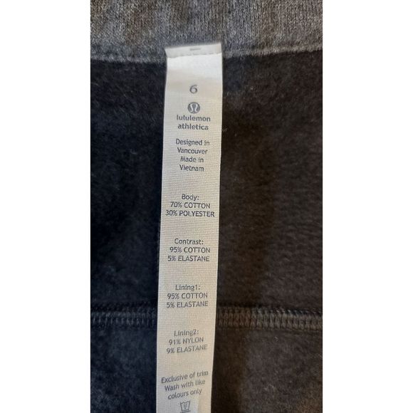 Women's Black Fleece Jacket - Picture 7 of 11